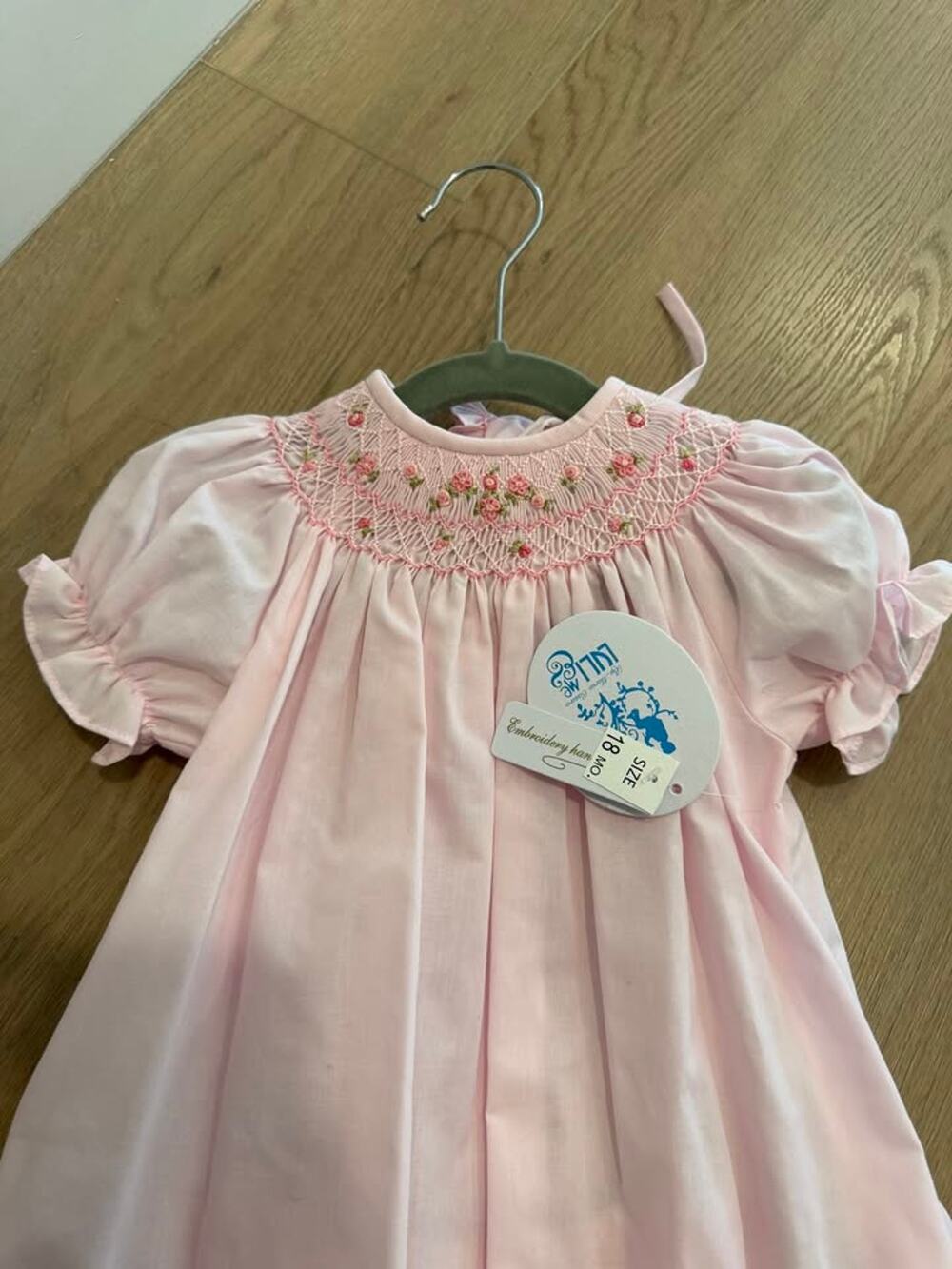 New with tags! Luli and Me smocked dress w/ bonnet size 18 months